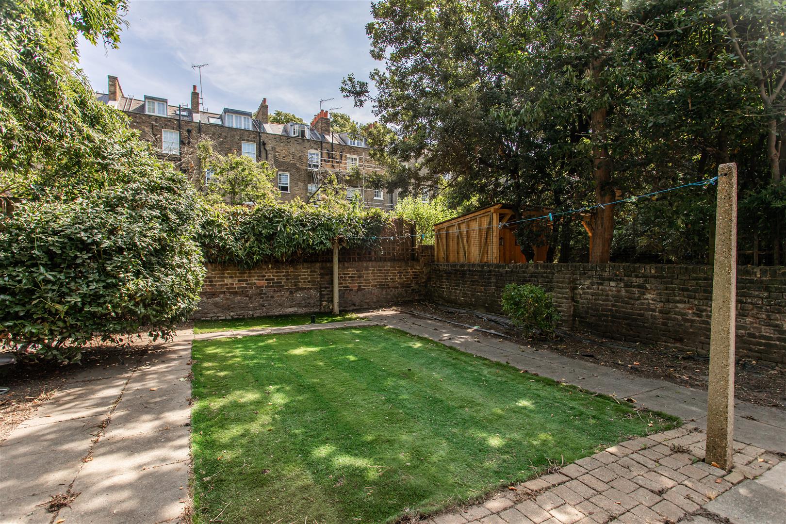 Rhondda Grove, Mile End